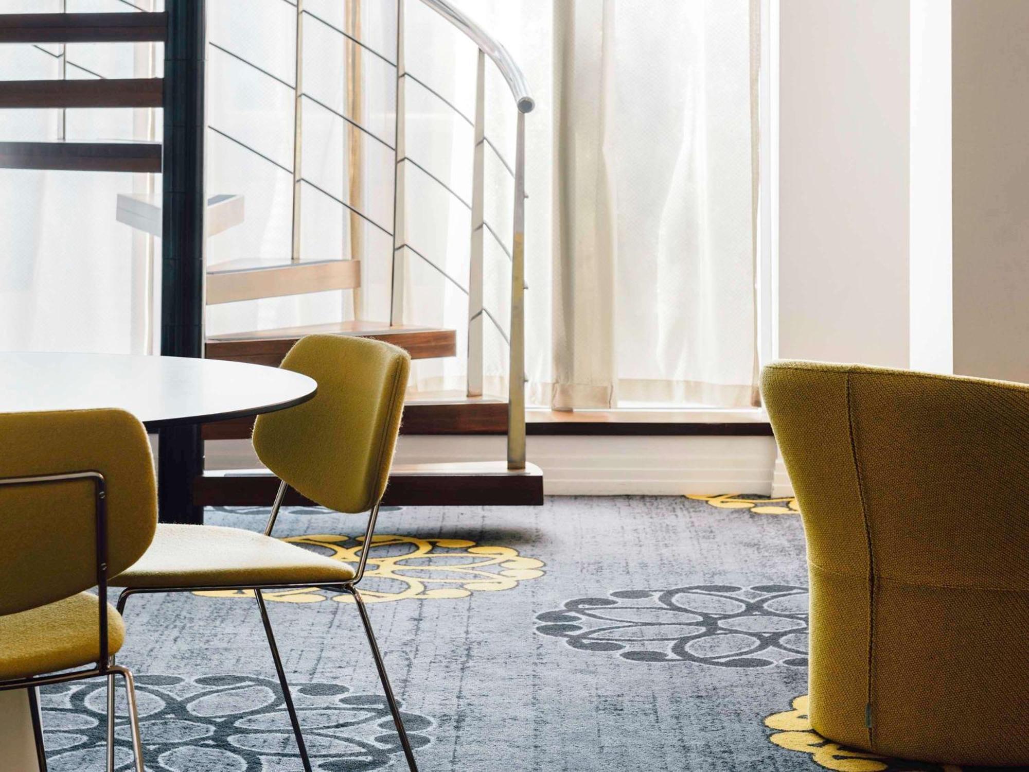 The Como Ville de Melbourne Extérieur photo The interior of the hotel