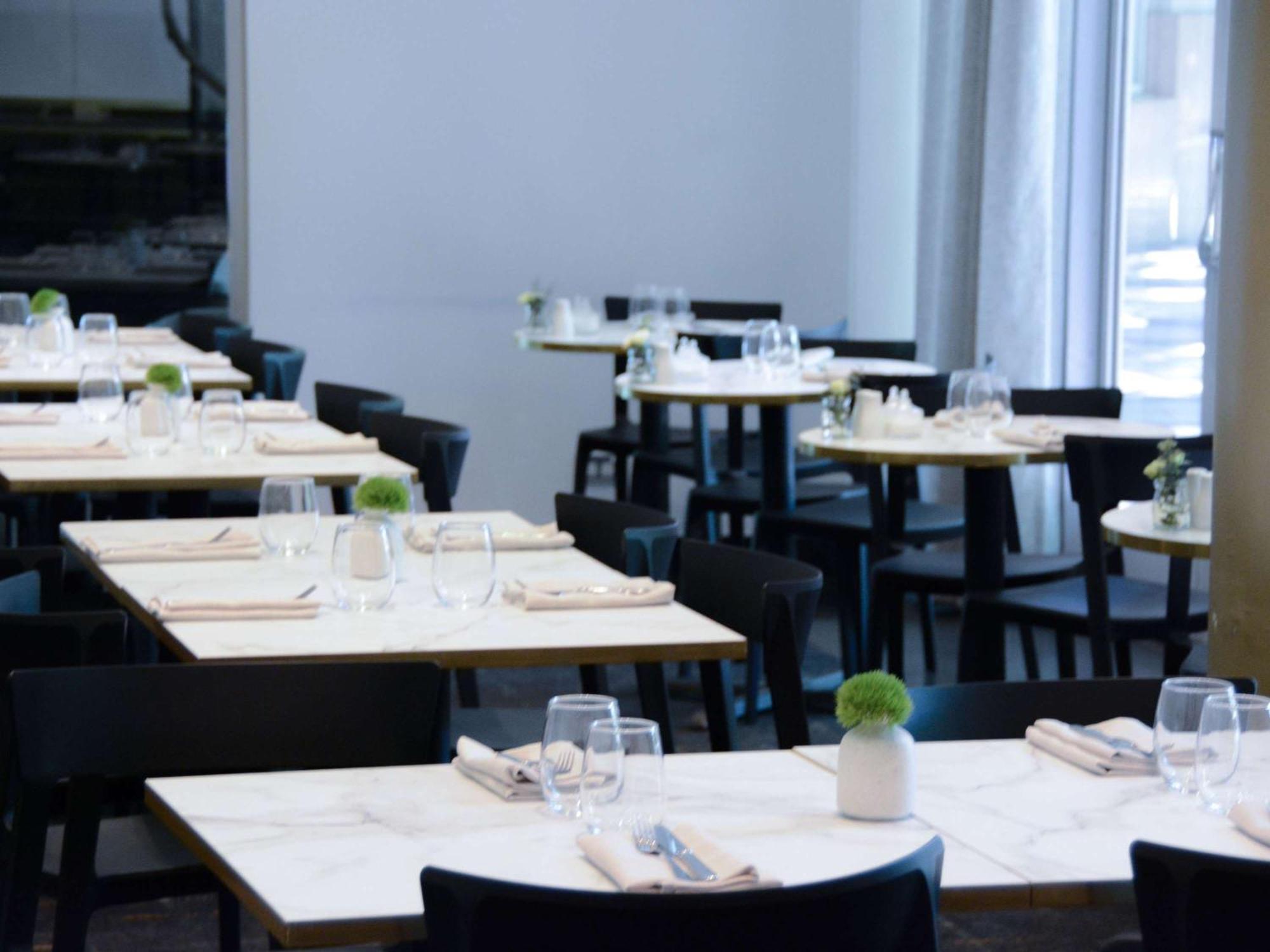 The Como Ville de Melbourne Extérieur photo Interior of the restaurant